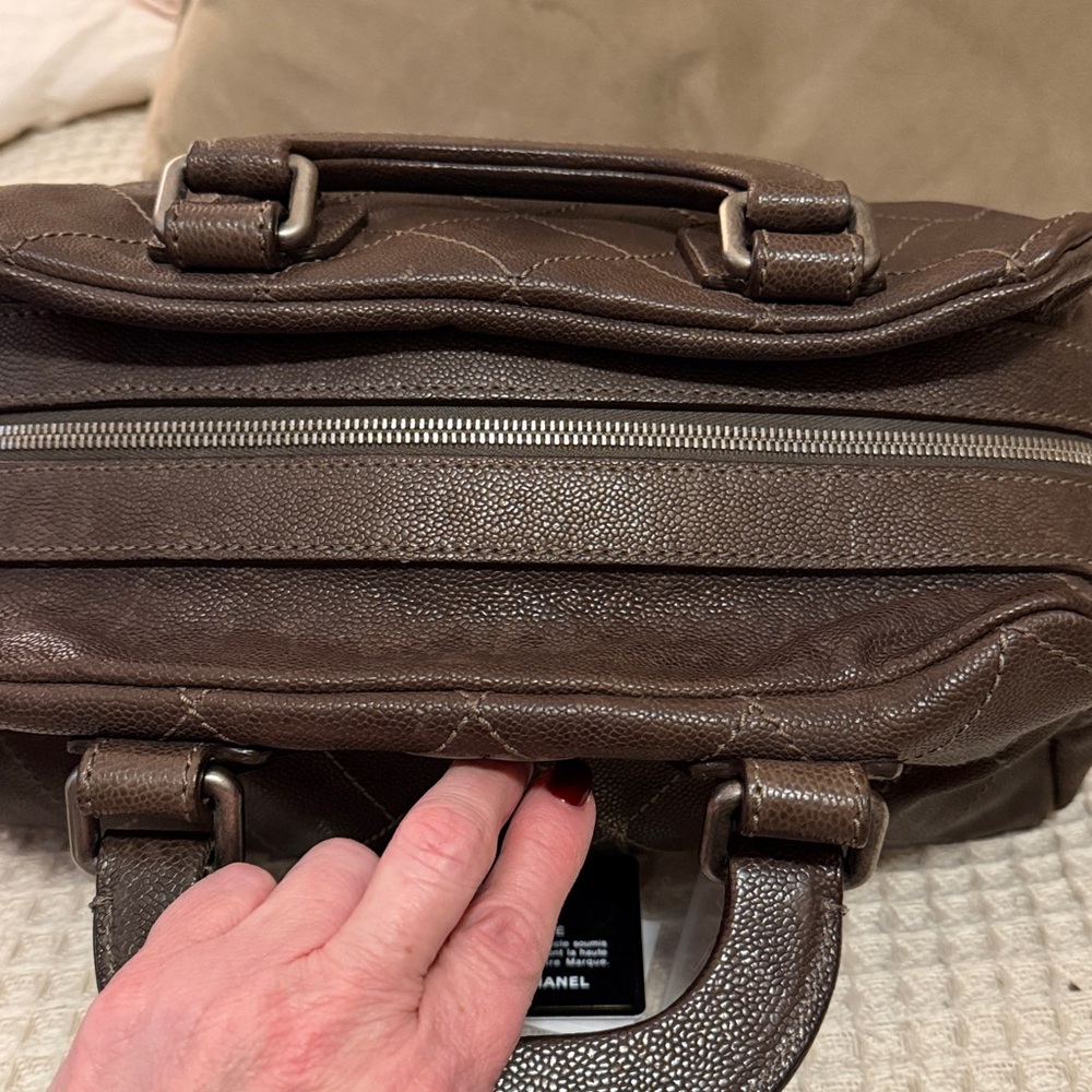 EUC Chanel Quilted Caviar Satchel - Picture 6 of 12